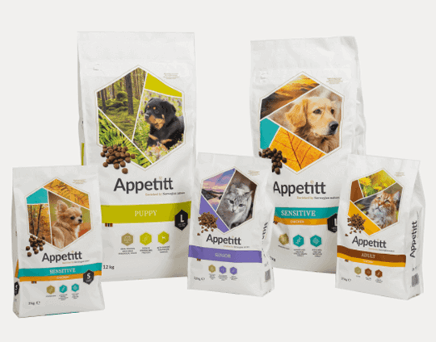 Five bags of Appetitt pet food in paper packaging. 