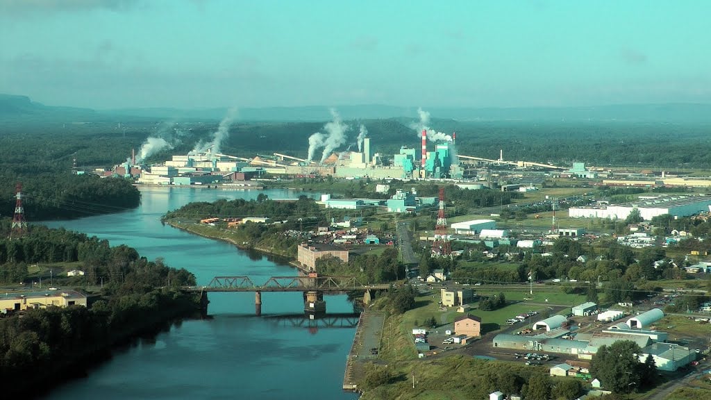 Thunder_Bay.jpg