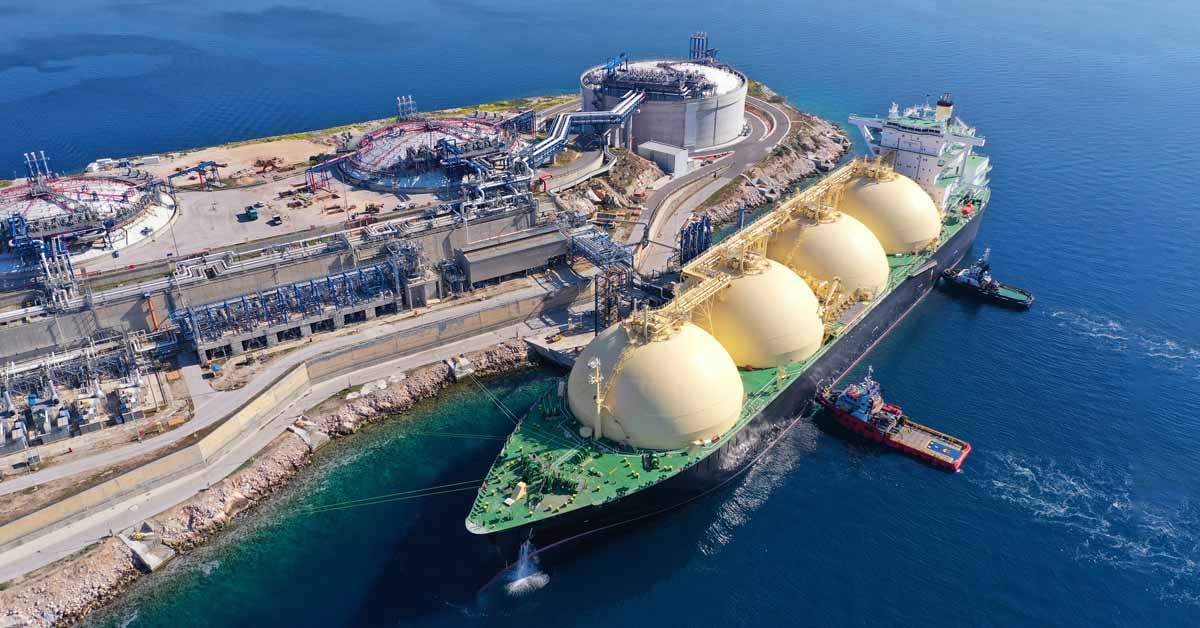 A bunkering operation at a port providing LNG to vessels.
