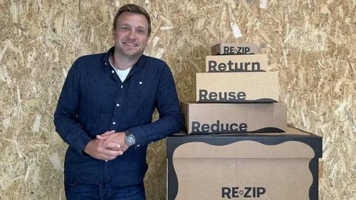Re-zip Amazon reusable boxes.