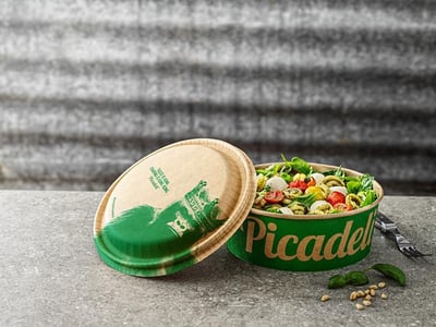 Picadeli's new paper lid for salad bowls.