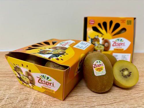 Tesco and Zespri's recyclable paper tray.
