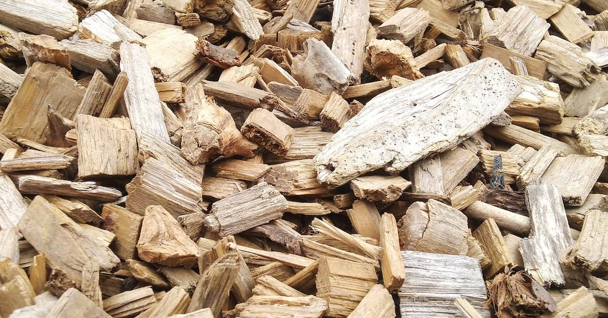 Close up detail of woodchips of various sizes.